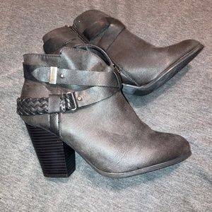 XOXO Booties Kassey Black Size 8.5 NEW WITH TAGS